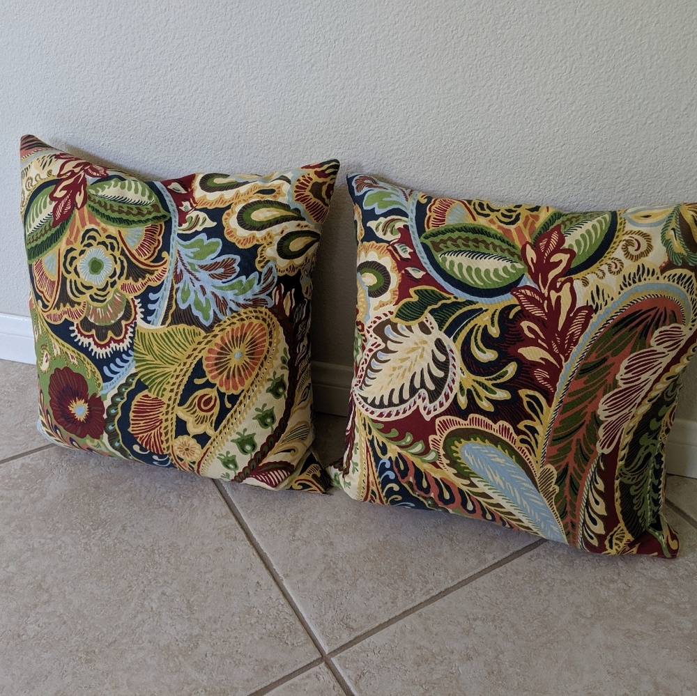 Pillow case covers